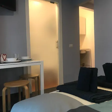 Pied A Terre Sant'agostino Milán