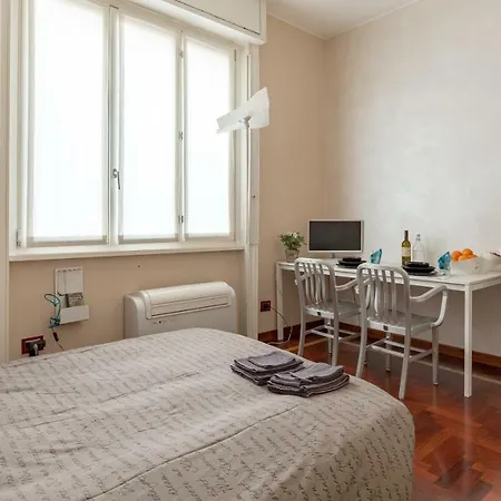 Pied A Terre Sant'agostino Milán