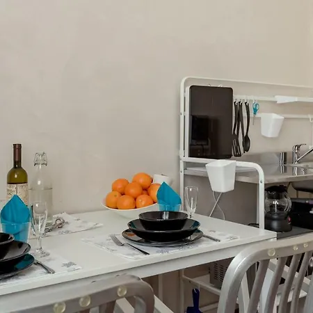 Pied A Terre Sant'agostino Apartment